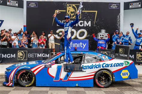 Chase Elliott surges to Xfinity Series victory at Charlotte .